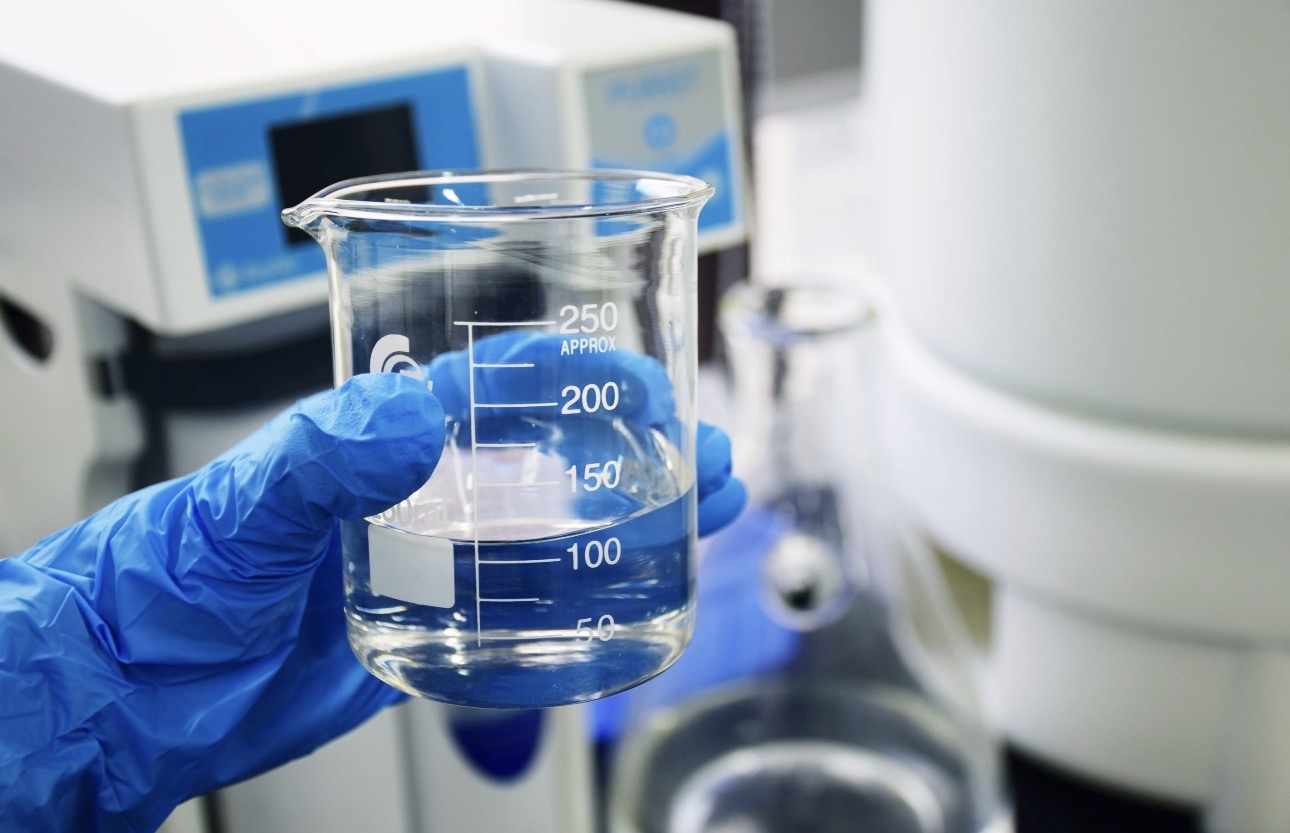 Toma y análisis de muestras de agua para control de calidad y prevención de riesgos sanitarios